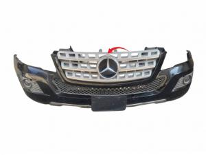 Առջևի թափարգելի էմբլեմ Mercedes-Benz A2518880086