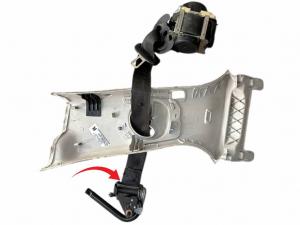 Front right seat belt tensioner Land Rover LR081137