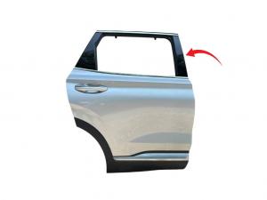 Հետևի աջ դռան ապակու առջևի վրադիր Hyundai 83260S1000